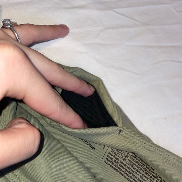 Knock Out by Victoria Secret Sport Leggings - Picture 5 of 7